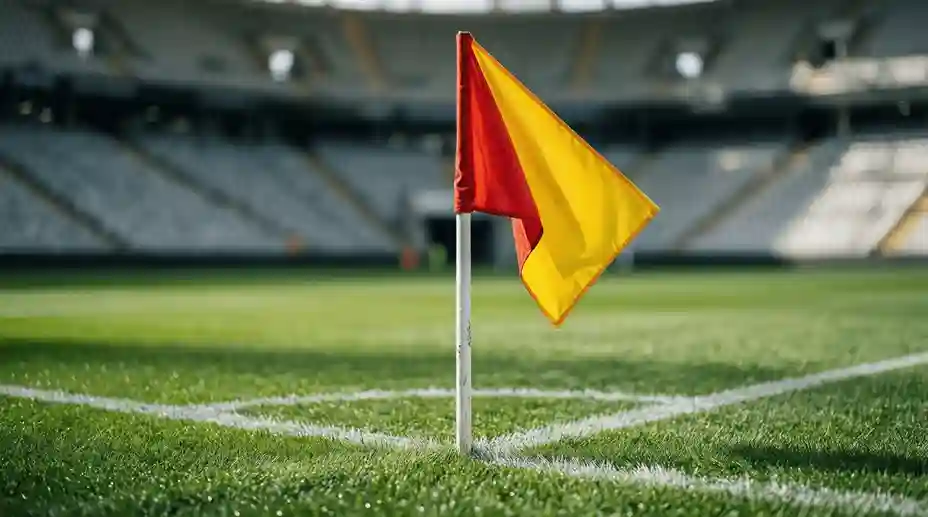 Bandierina del calcio d'angolo su campo da calcio professionale